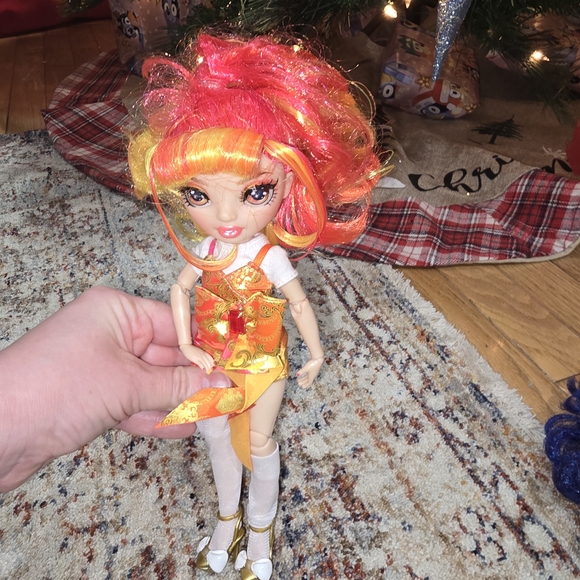 Rainbow Fashion Dolls Set Of 4 - Multicolor - Picture 5 of 13